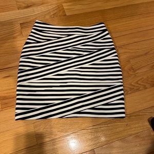 Express striped skirt size 4 never worn with tags